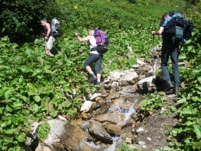 005-Bergbaeche werden gequert im Berliner Hoehenweg